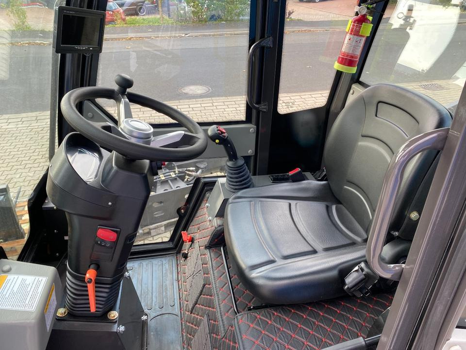 Derékcsuklós rakodó Teleskoplader/Radlader BK810T inkl. Tieflader und großem Zubehör *INKL.19% MWST*BERGER KRAUS*KUBOTA*EURO*CE*: 7 kép.