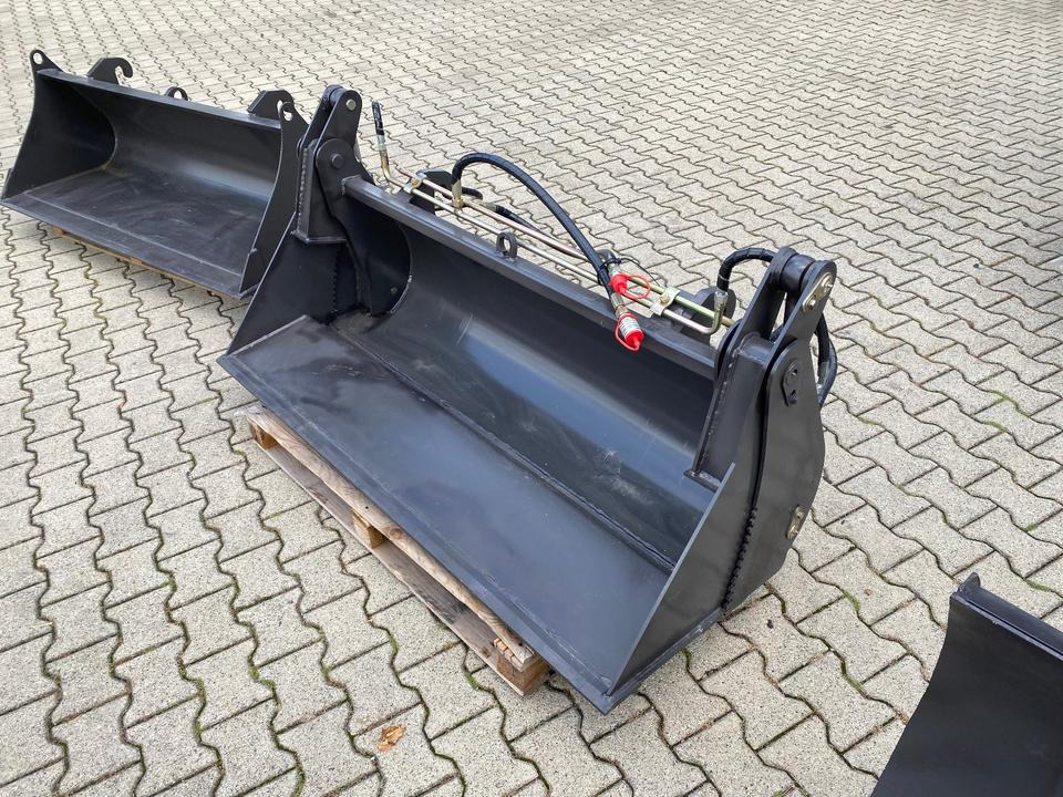 Derékcsuklós rakodó Teleskoplader/Radlader BK810T inkl. Tieflader und großem Zubehör *INKL.19% MWST*BERGER KRAUS*KUBOTA*EURO*CE*: 19 kép.
