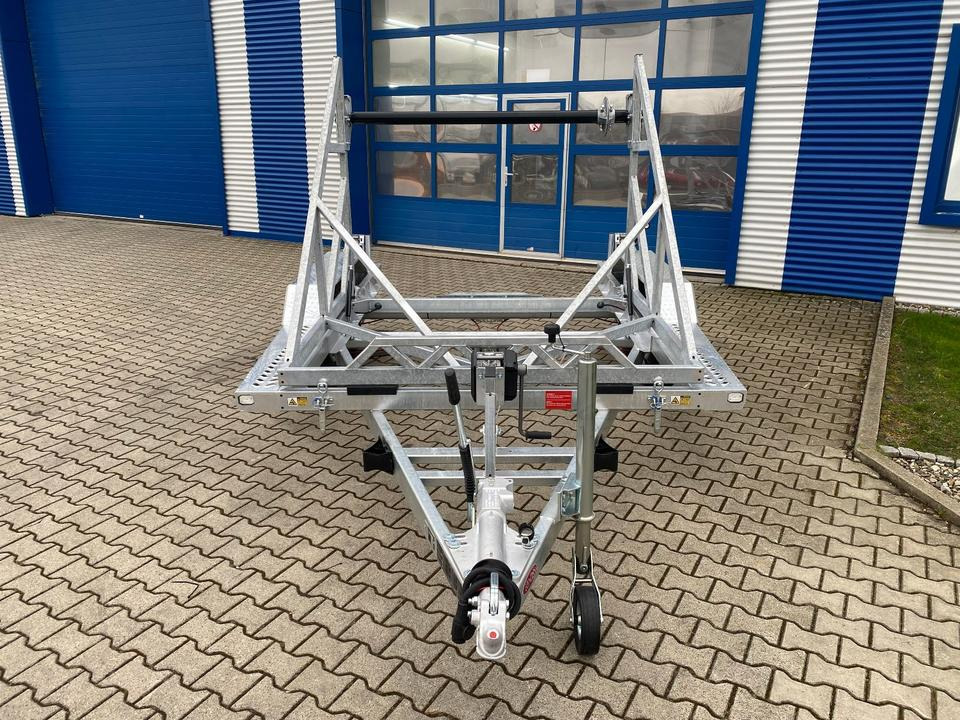 Vermietung / Kabelanhänger 2700KG / Nutzlast 2040KG / Kabeltrommel-Anhänger / Glasfaser/ 1 Woche - Kábeldob szállító utánfutó: 2 kép. Vermietung / Kabelanhänger 2700KG / Nutzlast 2040KG / Kabeltrommel-Anhänger / Glasfaser/ 1 Woche - Kábeldob szállító utánfutó: 2 kép.