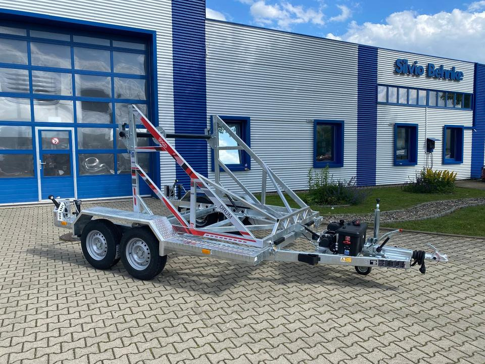 Vermietung / Kabelanhänger 3500KG E-Winde / Nutzlast 2749KG / Kabeltrommel-Anhänger / Glasfaser/ 1 Monat - Kábeldob szállító utánfutó: 1 kép. Vermietung / Kabelanhänger 3500KG E-Winde / Nutzlast 2749KG / Kabeltrommel-Anhänger / Glasfaser/ 1 Monat - Kábeldob szállító utánfutó: 1 kép.