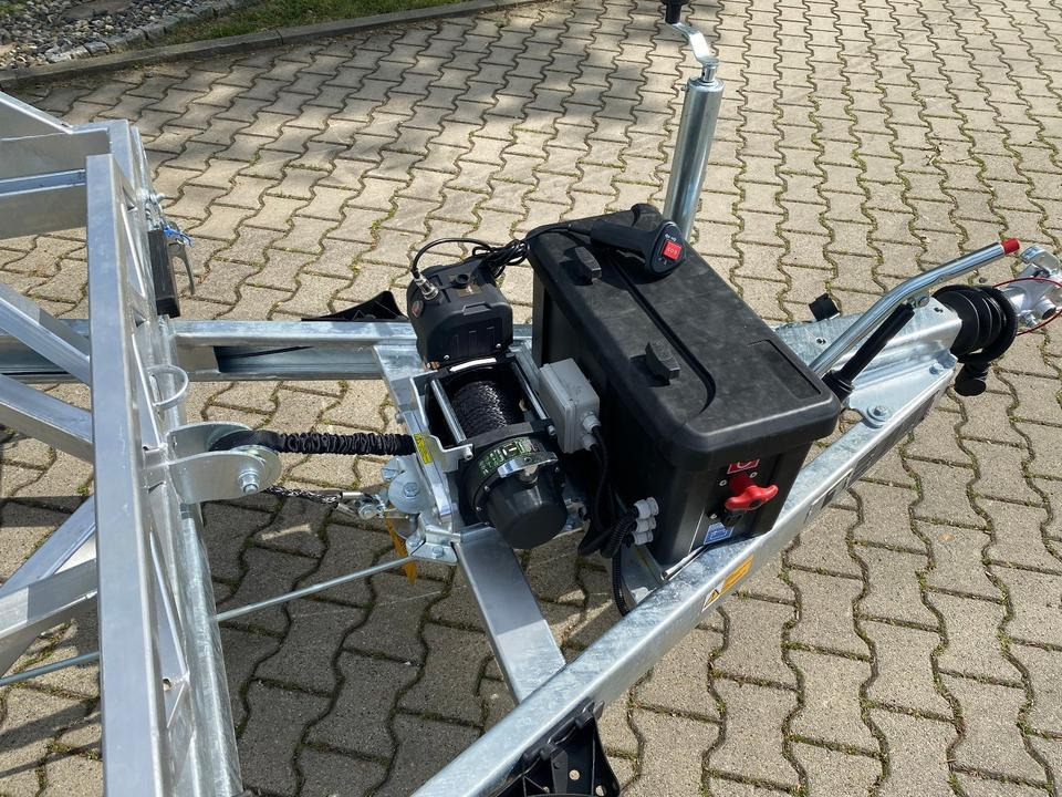 Kábeldob szállító utánfutó Vermietung / Kabelanhänger 3500KG E-Winde / Nutzlast 2749KG / Kabeltrommel-Anhänger / Glasfaser/ 3 Tage: 8 kép.