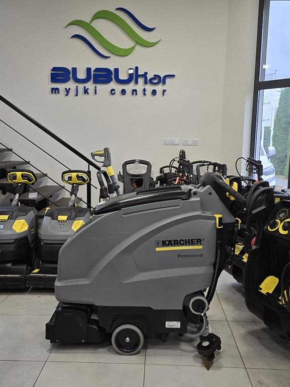 KÄRCHER B40 C Bp Fleet + R45 - Súrológép: 4 kép. KÄRCHER B40 C Bp Fleet + R45 - Súrológép: 4 kép.