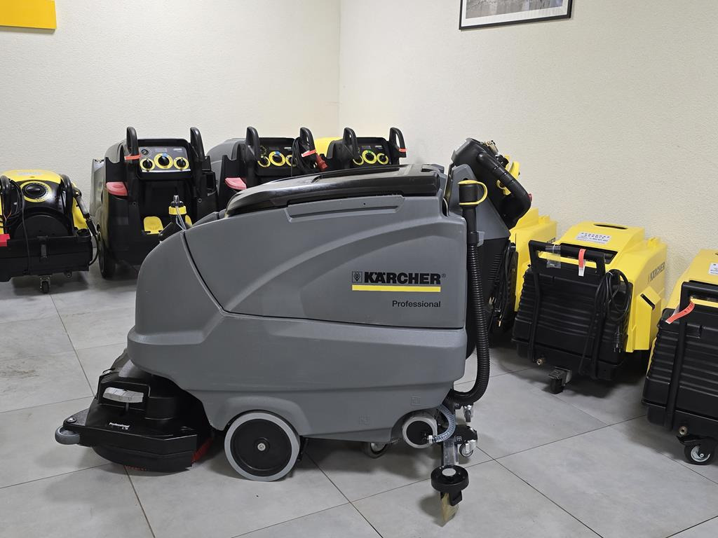 KÄRCHER B80 W + D 75 S (disk 2022 YEAR) - Súrológép: 3 kép. KÄRCHER B80 W + D 75 S (disk 2022 YEAR) - Súrológép: 3 kép.