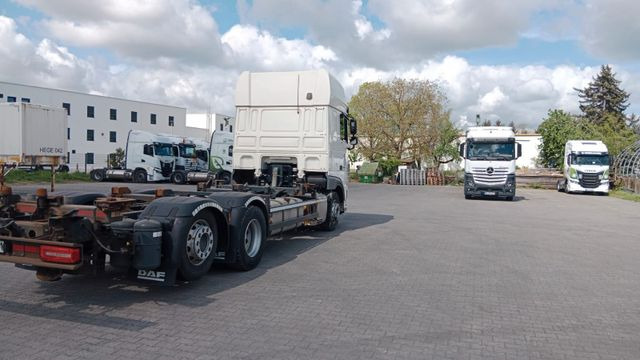 DAF XF 480 FT BDF - Alvaz teherautó: 3 kép. DAF XF 480 FT BDF - Alvaz teherautó: 3 kép.