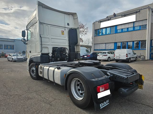 DAF XF 480 FT - Nyergesvontató: 4 kép. DAF XF 480 FT - Nyergesvontató: 4 kép.