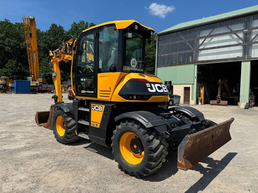 JCB HD 110 WT Hydradig - Gumikerekes kotró: 4 kép. JCB HD 110 WT Hydradig - Gumikerekes kotró: 4 kép.