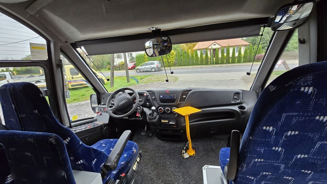 IVECO FIRST - AIRCO + WEBASTO + 29 PLACE - EURO VI - Városi busz: 3 kép. IVECO FIRST - AIRCO + WEBASTO + 29 PLACE - EURO VI - Városi busz: 3 kép.