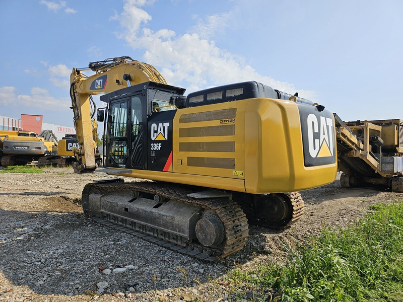 CATERPILLAR 336FLN - Lánctalpas kotró: 2 kép. CATERPILLAR 336FLN - Lánctalpas kotró: 2 kép.