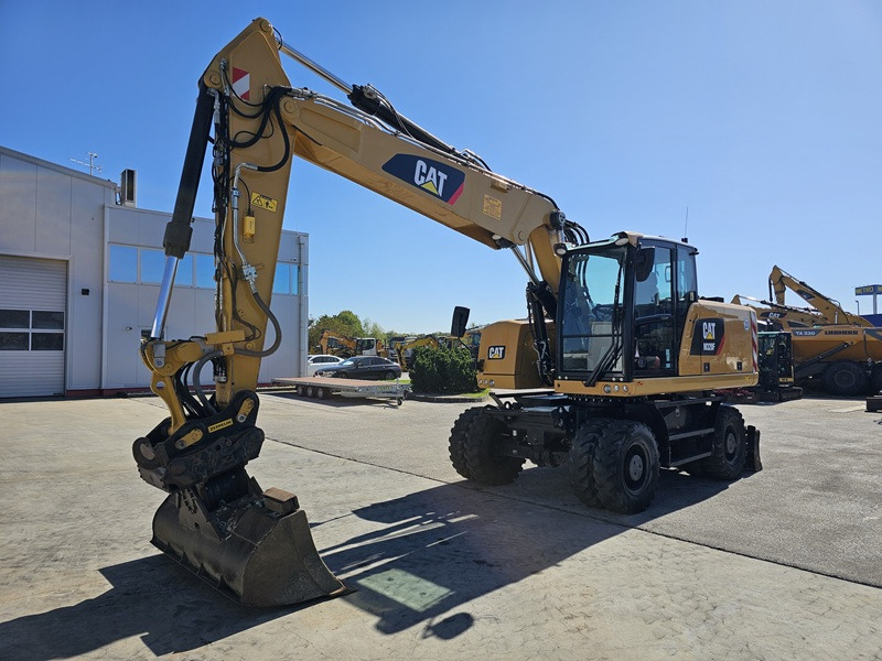 CATERPILLAR M320F - Gumikerekes kotró: 1 kép. CATERPILLAR M320F - Gumikerekes kotró: 1 kép.