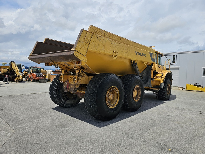 VOLVO A35D - Csuklós dömper: 4 kép. VOLVO A35D - Csuklós dömper: 4 kép.