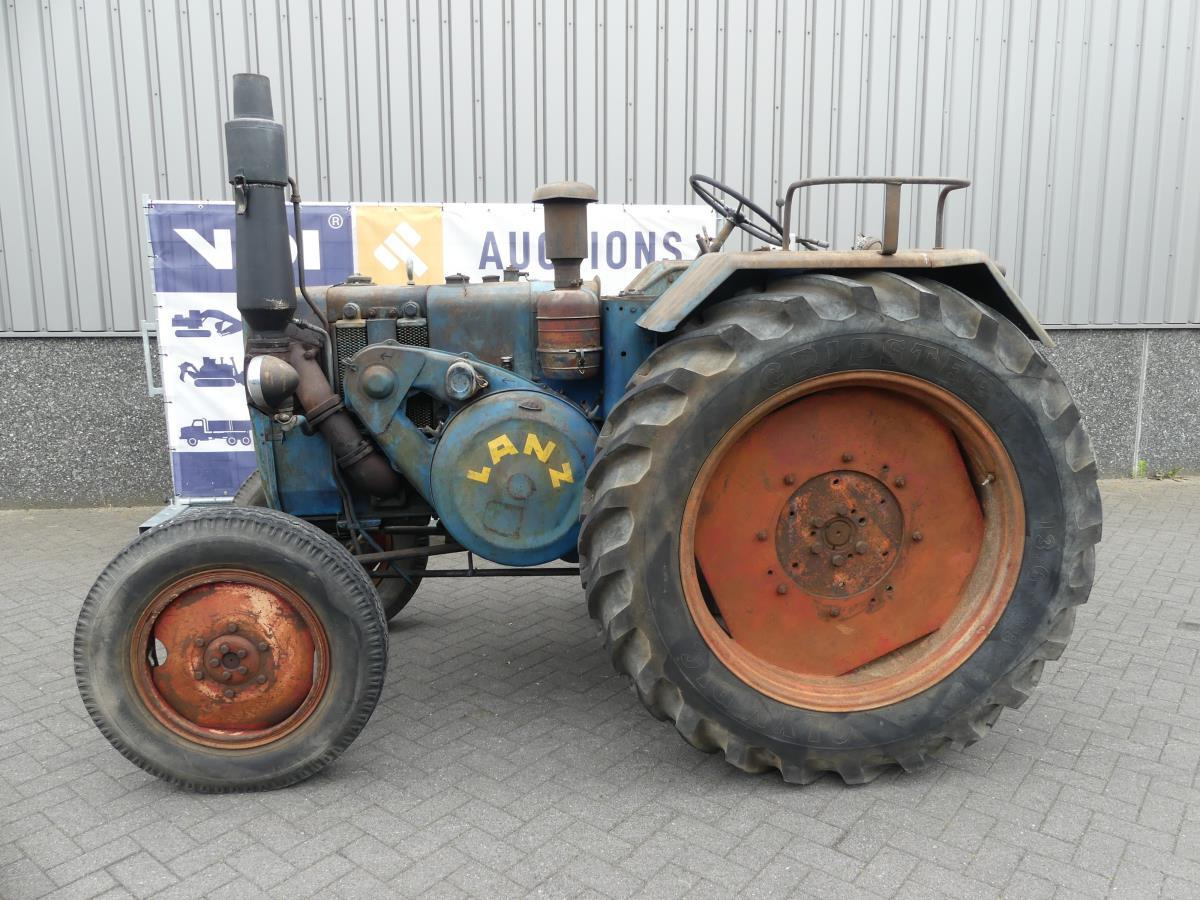 Lanz-Bulldog D2806 - Traktor: 3 kép. Lanz-Bulldog D2806 - Traktor: 3 kép.