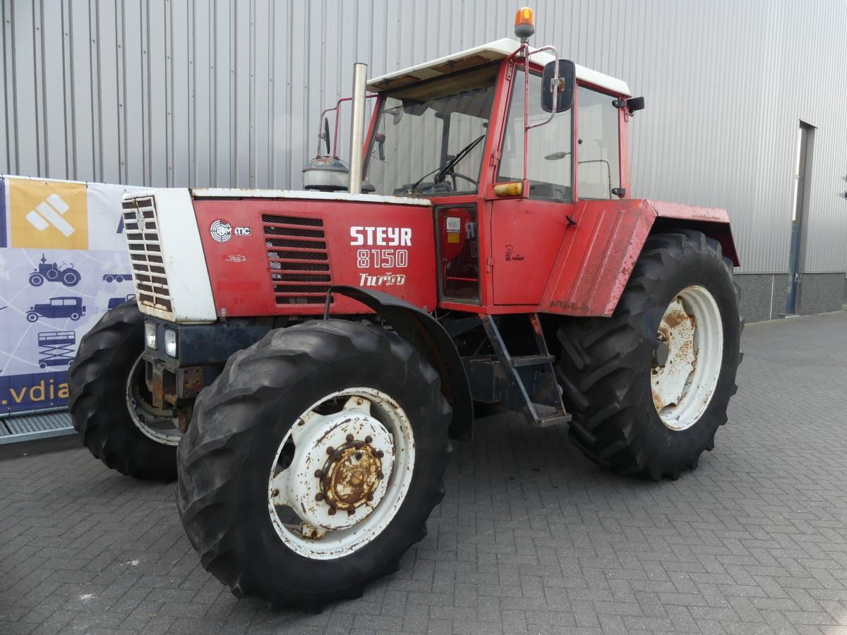 Steyr 8150 - Traktor: 3 kép. Steyr 8150 - Traktor: 3 kép.