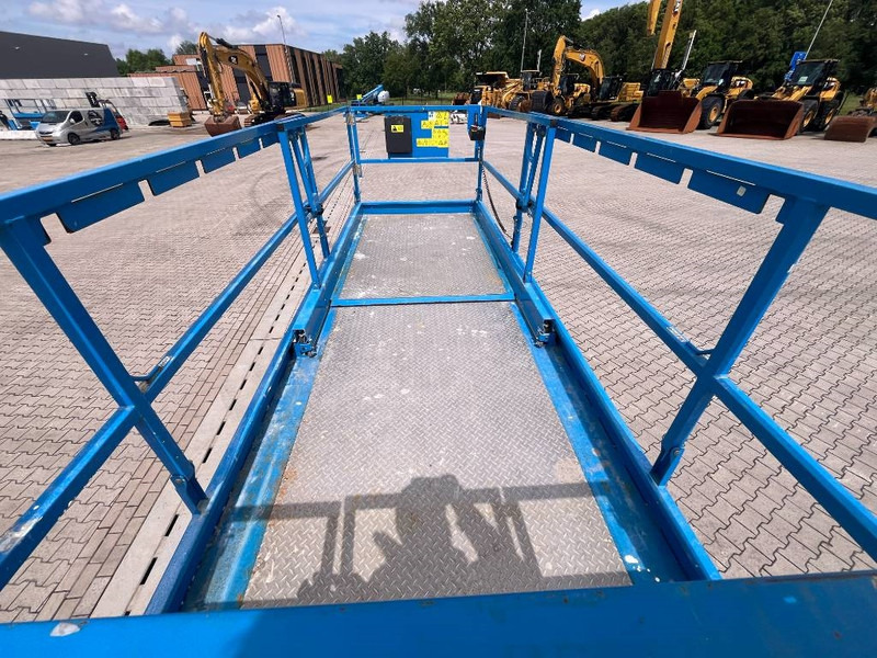 Ollós emelő Genie GS 3369 DC: 19 kép.