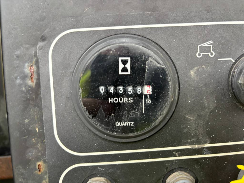 Genie S 65 - Teleszkópos emelő: 5 kép. Genie S 65 - Teleszkópos emelő: 5 kép.