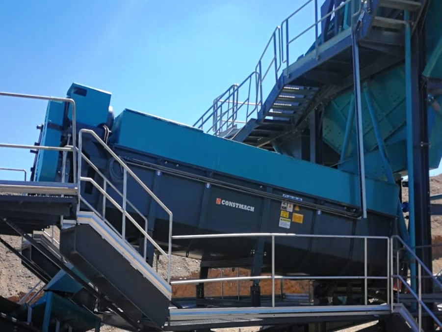 CONSTMACH Log Washer – Powerful Cleaning Solution for Coarse and Clay-Bound Materials - Osztályozó berendezés: 2 kép. CONSTMACH Log Washer – Powerful Cleaning Solution for Coarse and Clay-Bound Materials - Osztályozó berendezés: 2 kép.
