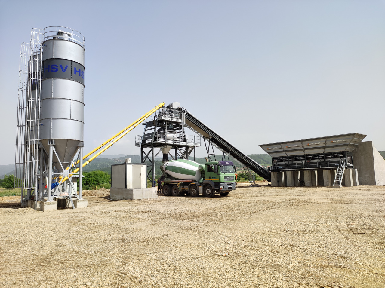 Constmach 160 m³/h Stationary Concrete Batching Plant - Betonüzem: 2 kép. Constmach 160 m³/h Stationary Concrete Batching Plant - Betonüzem: 2 kép.