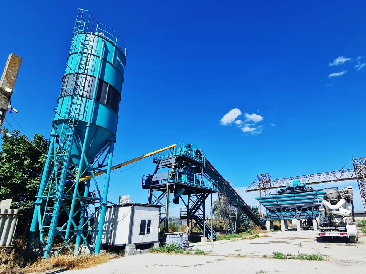 Constmach 60 m³/h Stationary Concrete Batching Plant - Betonüzem: 1 kép. Constmach 60 m³/h Stationary Concrete Batching Plant - Betonüzem: 1 kép.