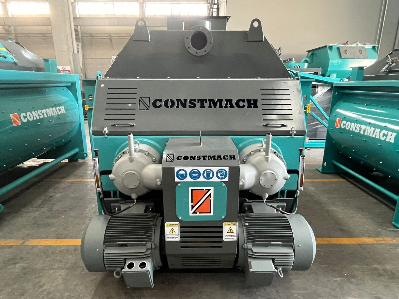 Constmach Doppelwellen-Betonmischer (Paddelmischer) - Betonkeverő: 3 kép. Constmach Doppelwellen-Betonmischer (Paddelmischer) - Betonkeverő: 3 kép.