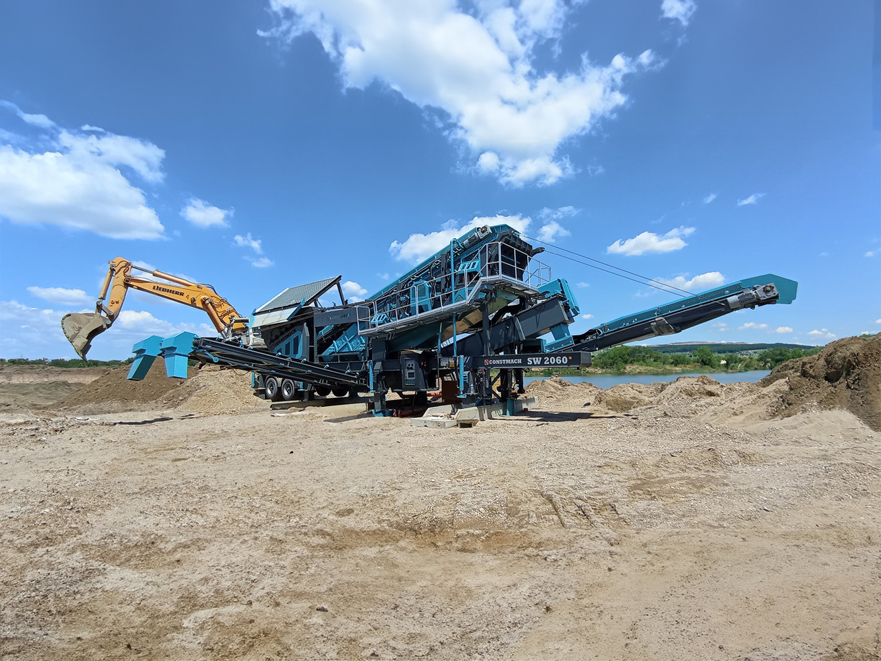 Constmach Mobile Sand And Gravel Washing And Screening Plant - Osztályozó berendezés: 2 kép. Constmach Mobile Sand And Gravel Washing And Screening Plant - Osztályozó berendezés: 2 kép.