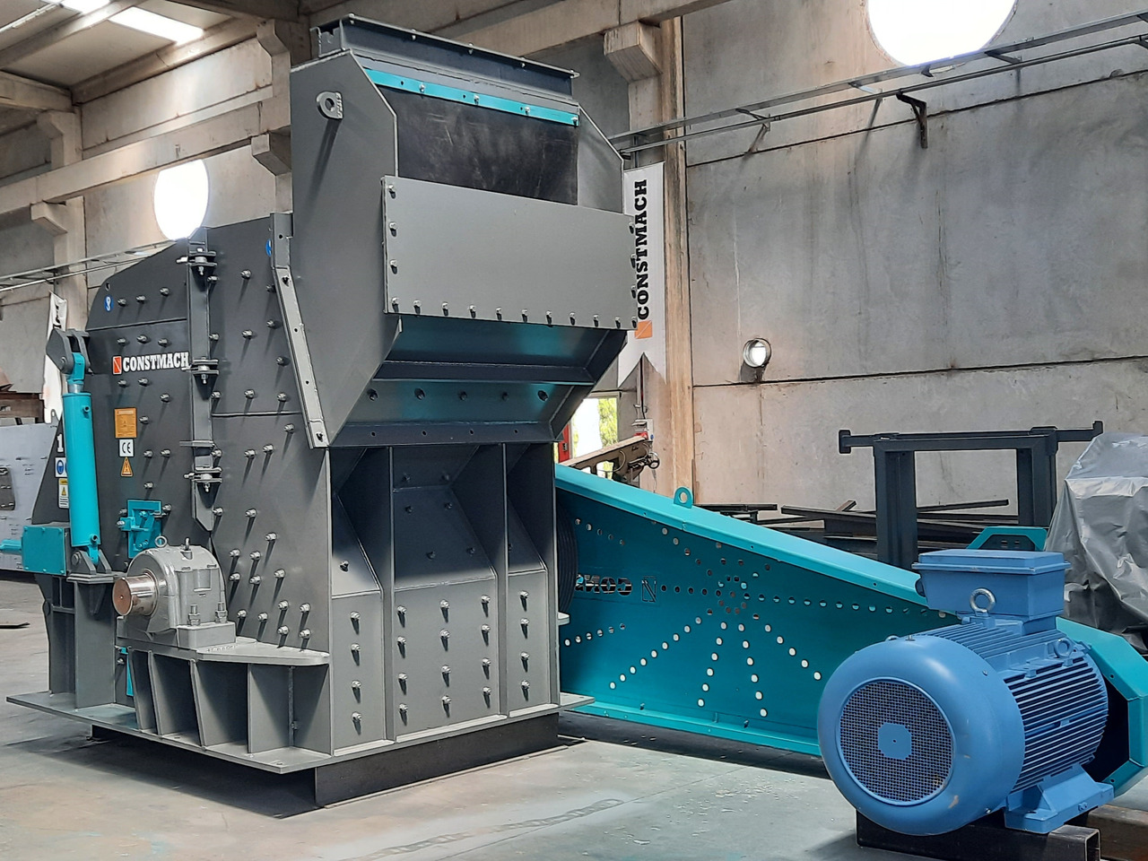 Constmach Secondary Impact Stone Crusher 120-150 TPH - Röpítő törő: 3 kép. Constmach Secondary Impact Stone Crusher 120-150 TPH - Röpítő törő: 3 kép.