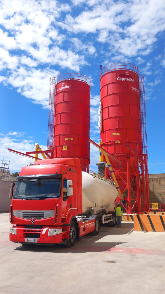 Constmach Zement Silo mit 300 Tonnen Kapazität - Cementsiló: 2 kép. Constmach Zement Silo mit 300 Tonnen Kapazität - Cementsiló: 2 kép.