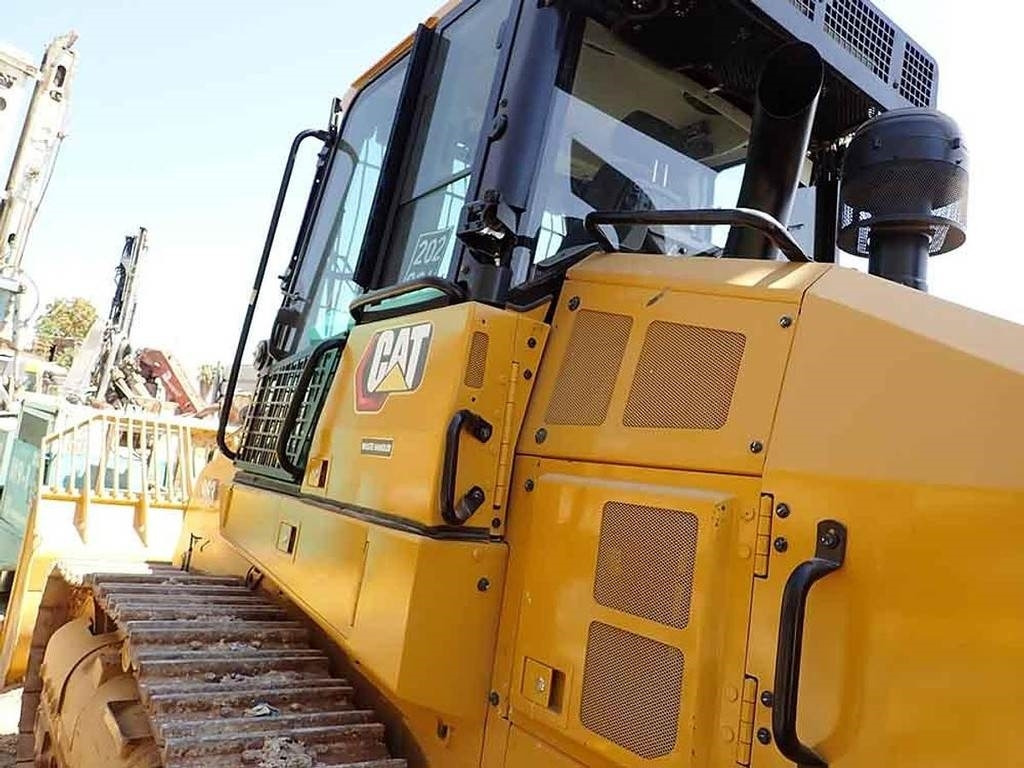 CAT 963 WH - Kotrógép: 4 kép. CAT 963 WH - Kotrógép: 4 kép.