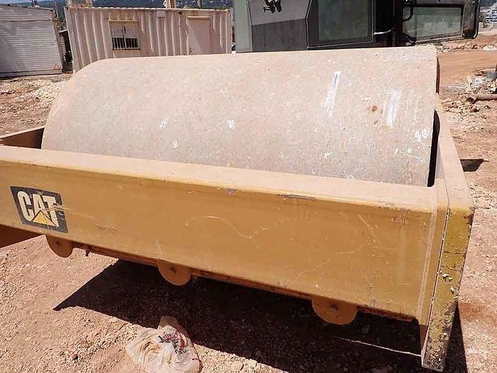 CAT CS64B  lízing CAT CS64B: 13 kép.