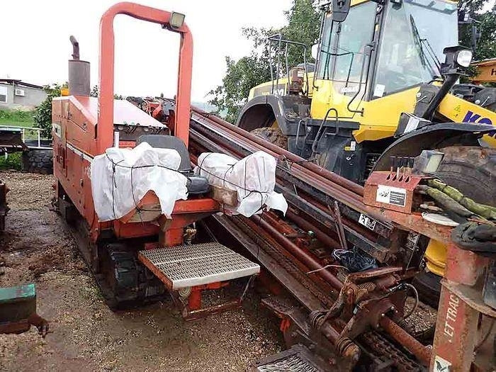 Ditch Witch JT4020 - Fúrógép: 4 kép. Ditch Witch JT4020 - Fúrógép: 4 kép.