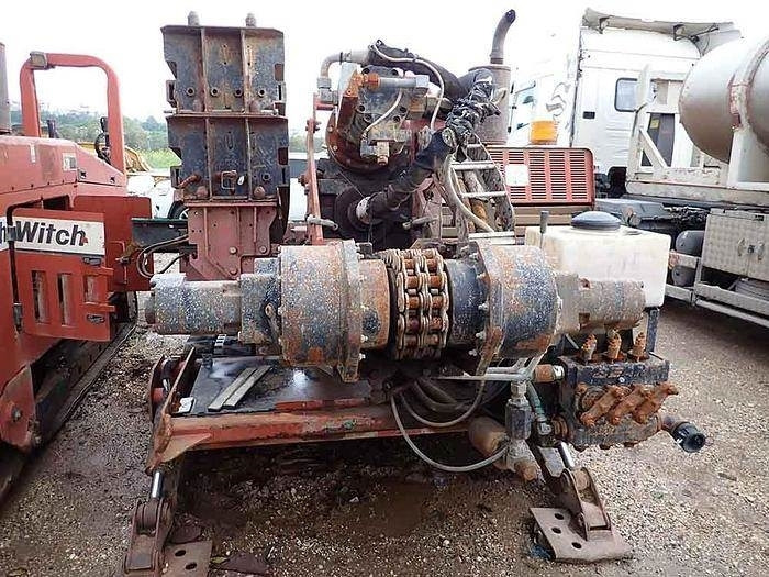 Ditch Witch JT4020 - Fúrógép: 3 kép. Ditch Witch JT4020 - Fúrógép: 3 kép.
