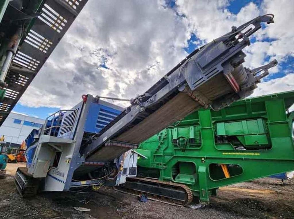 Kleemann MCO11PRO - Kúpos törő: 4 kép. Kleemann MCO11PRO - Kúpos törő: 4 kép.