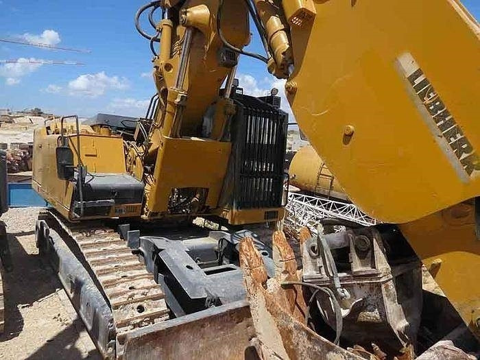Liebherr 944C - Kotrógép: 5 kép. Liebherr 944C - Kotrógép: 5 kép.