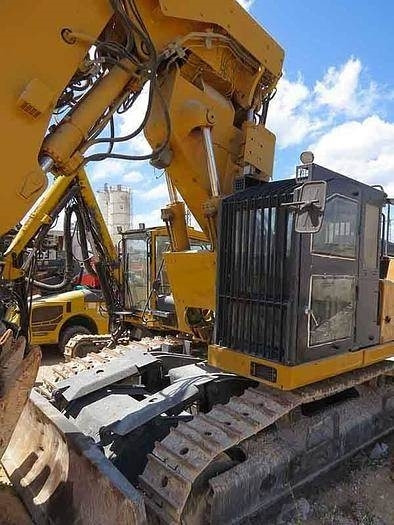 Liebherr 944C - Kotrógép: 2 kép. Liebherr 944C - Kotrógép: 2 kép.