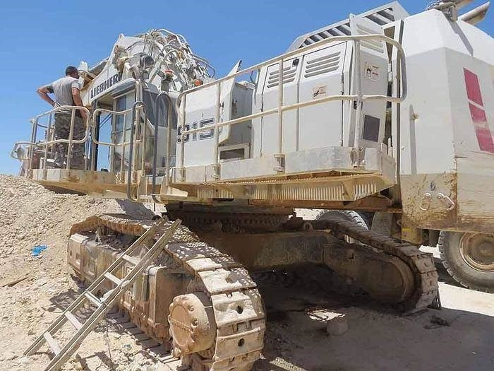 Liebherr R9150 - Kotrógép: 3 kép. Liebherr R9150 - Kotrógép: 3 kép.