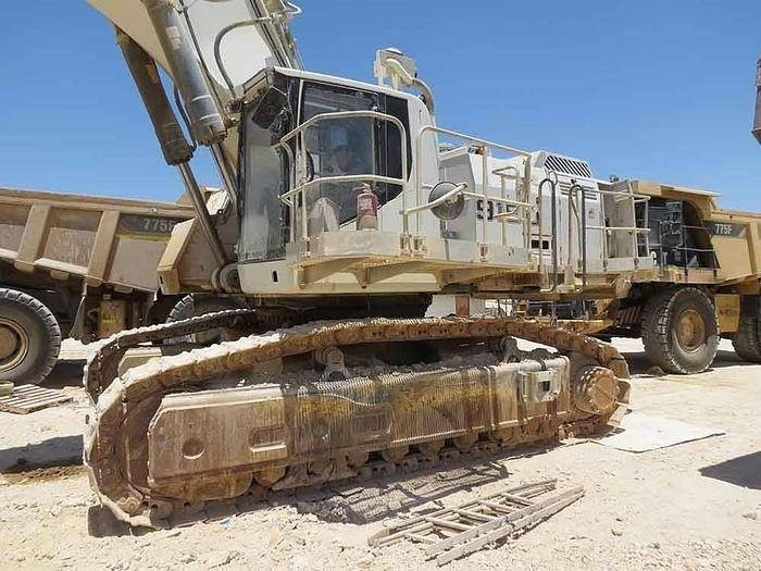 Liebherr R9150 - Kotrógép: 2 kép. Liebherr R9150 - Kotrógép: 2 kép.