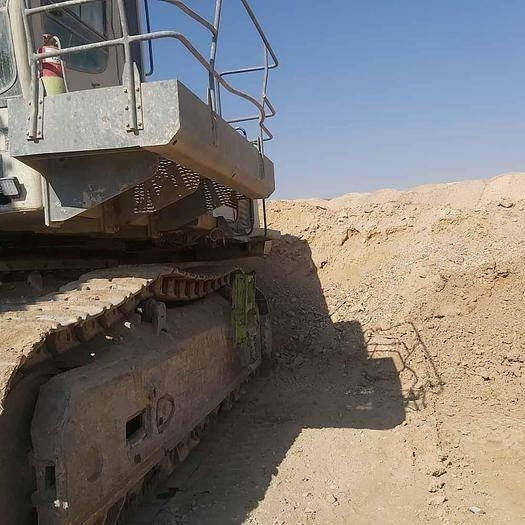 Liebherr R984C - Kotrógép: 4 kép. Liebherr R984C - Kotrógép: 4 kép.