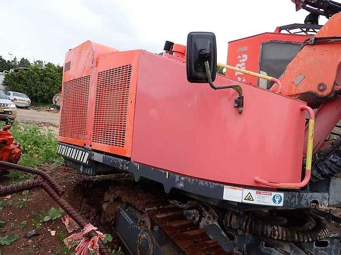 Fúrógép Sandvik DX780: 11 kép. Fúrógép Sandvik DX780: 11 kép.