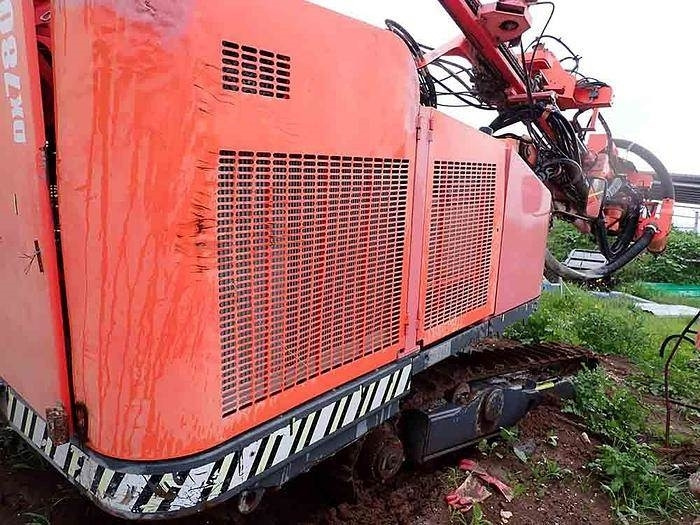 Fúrógép Sandvik DX780: 12 kép. Fúrógép Sandvik DX780: 12 kép.