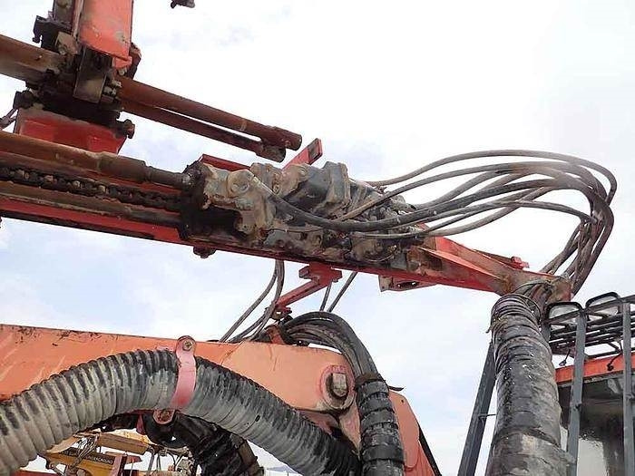 Fúrógép Sandvik DX780: 25 kép. Fúrógép Sandvik DX780: 25 kép.