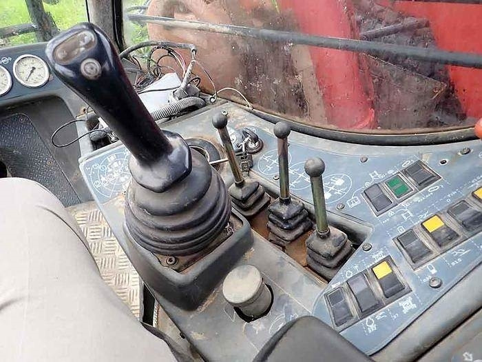 Fúrógép Sandvik DX780: 28 kép. Fúrógép Sandvik DX780: 28 kép.