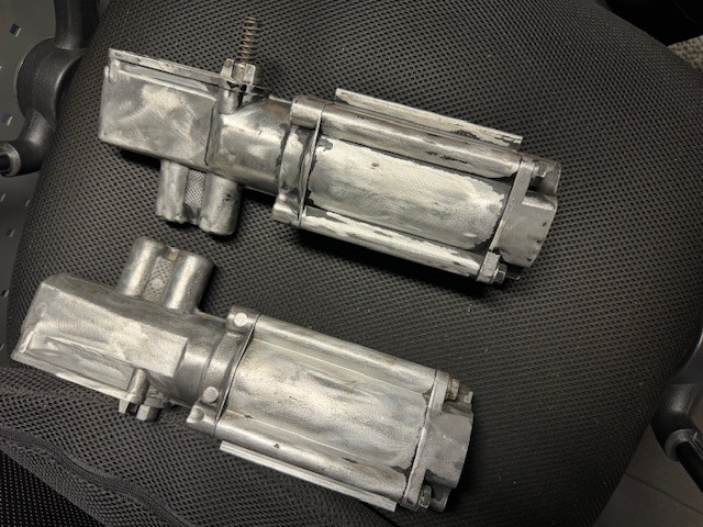 ZF NEW ECOSPLIT Zylinder - Sebességváltó és alkatrészek - Teherautó: 3 kép. ZF NEW ECOSPLIT Zylinder - Sebességváltó és alkatrészek - Teherautó: 3 kép.