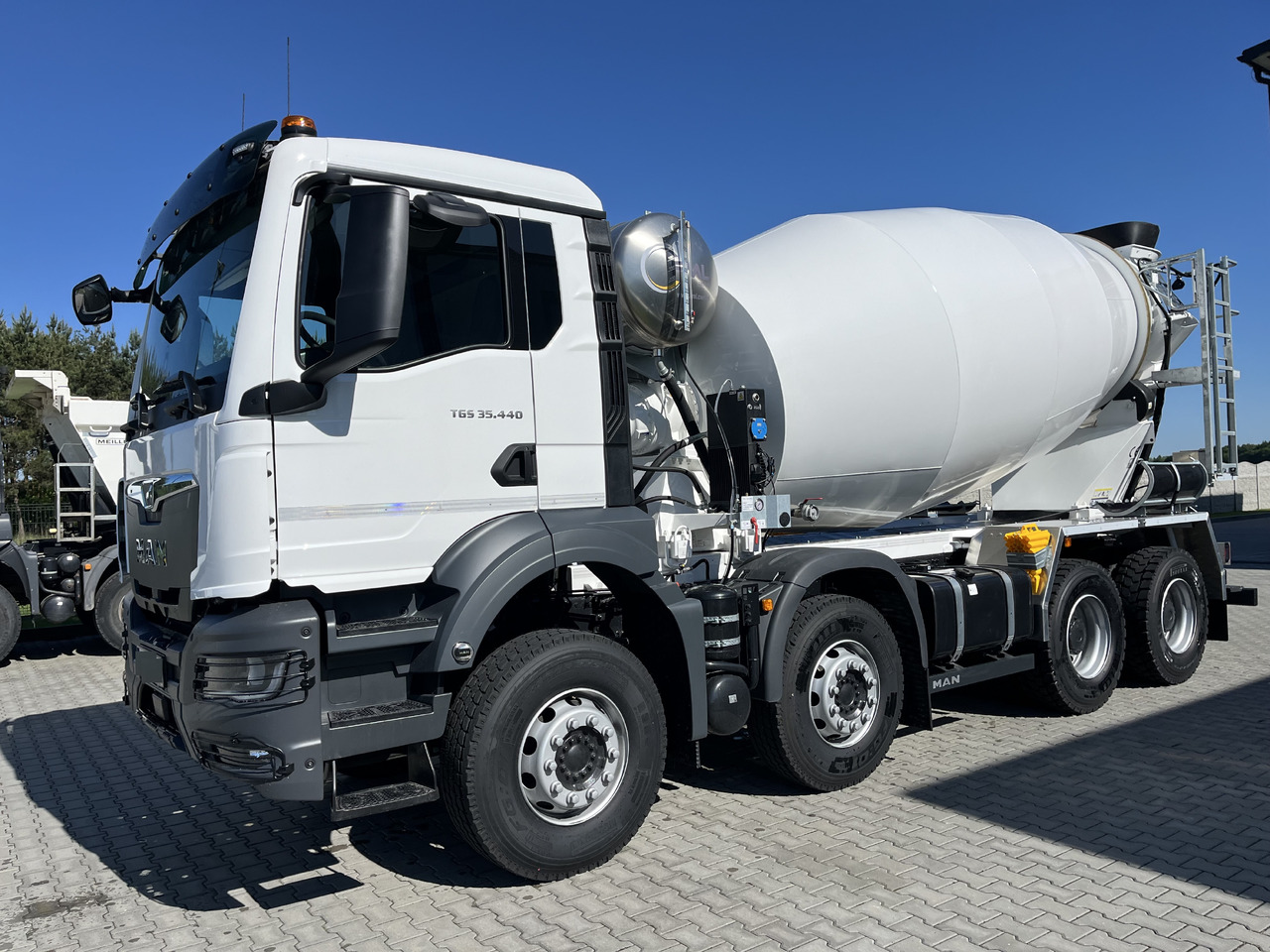 MAN TGS 35.440, 8x4 BB, EURO 6, YEAR 2024, 10m - NEW - Betonmixer: 3 kép. MAN TGS 35.440, 8x4 BB, EURO 6, YEAR 2024, 10m - NEW - Betonmixer: 3 kép.