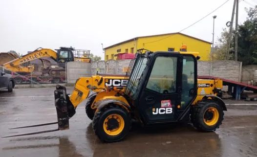 Teleszkópos rakodó JCB Ładowacz  Teleskopowy JCB 525-60 HI VIZ  ,2016 rok: 1 kép.