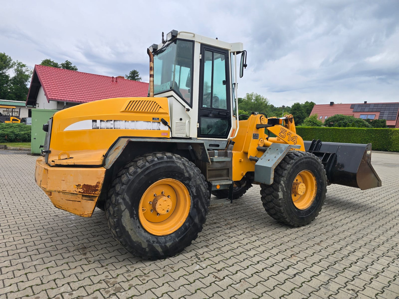 LIEBHERR 514 - Rakodógép: 3 kép. LIEBHERR 514 - Rakodógép: 3 kép.