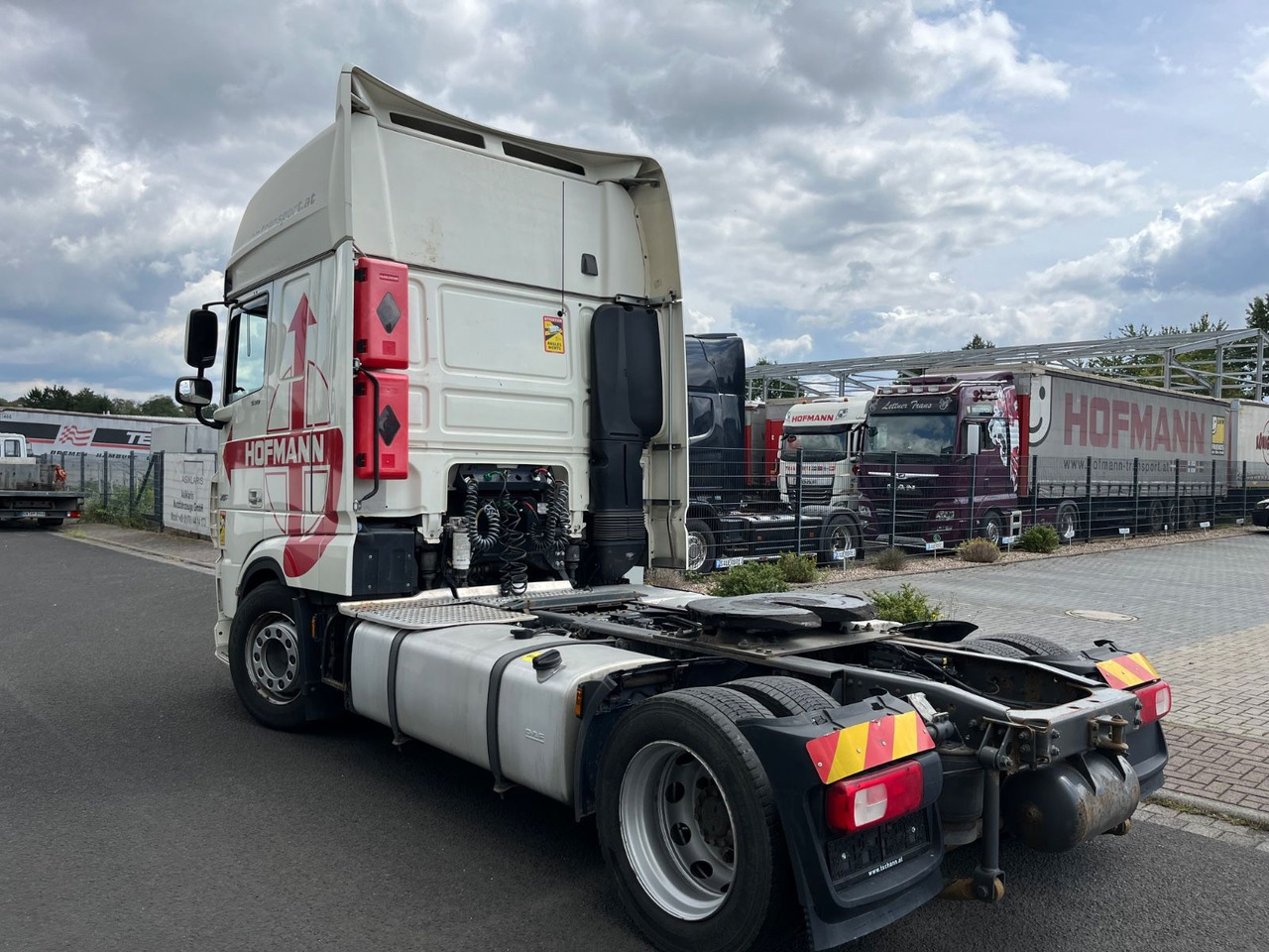 DAF XF 530 SSC - Nyergesvontató: 5 kép. DAF XF 530 SSC - Nyergesvontató: 5 kép.