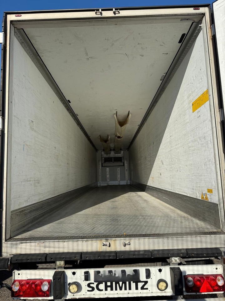 Schmitz Cargobull SKO 24 Carrier - Félpótkocsi hűtős: 4 kép. Schmitz Cargobull SKO 24 Carrier - Félpótkocsi hűtős: 4 kép.