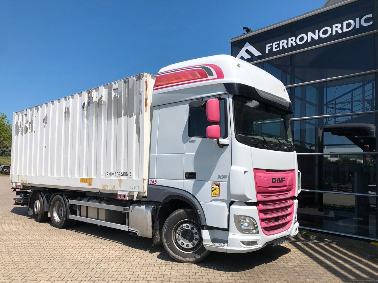 DAF XF450 SSC Lenk/Lift*LBW*AHK*Standklima - Cserefelépítményes teherautó: 1 kép. DAF XF450 SSC Lenk/Lift*LBW*AHK*Standklima - Cserefelépítményes teherautó: 1 kép.