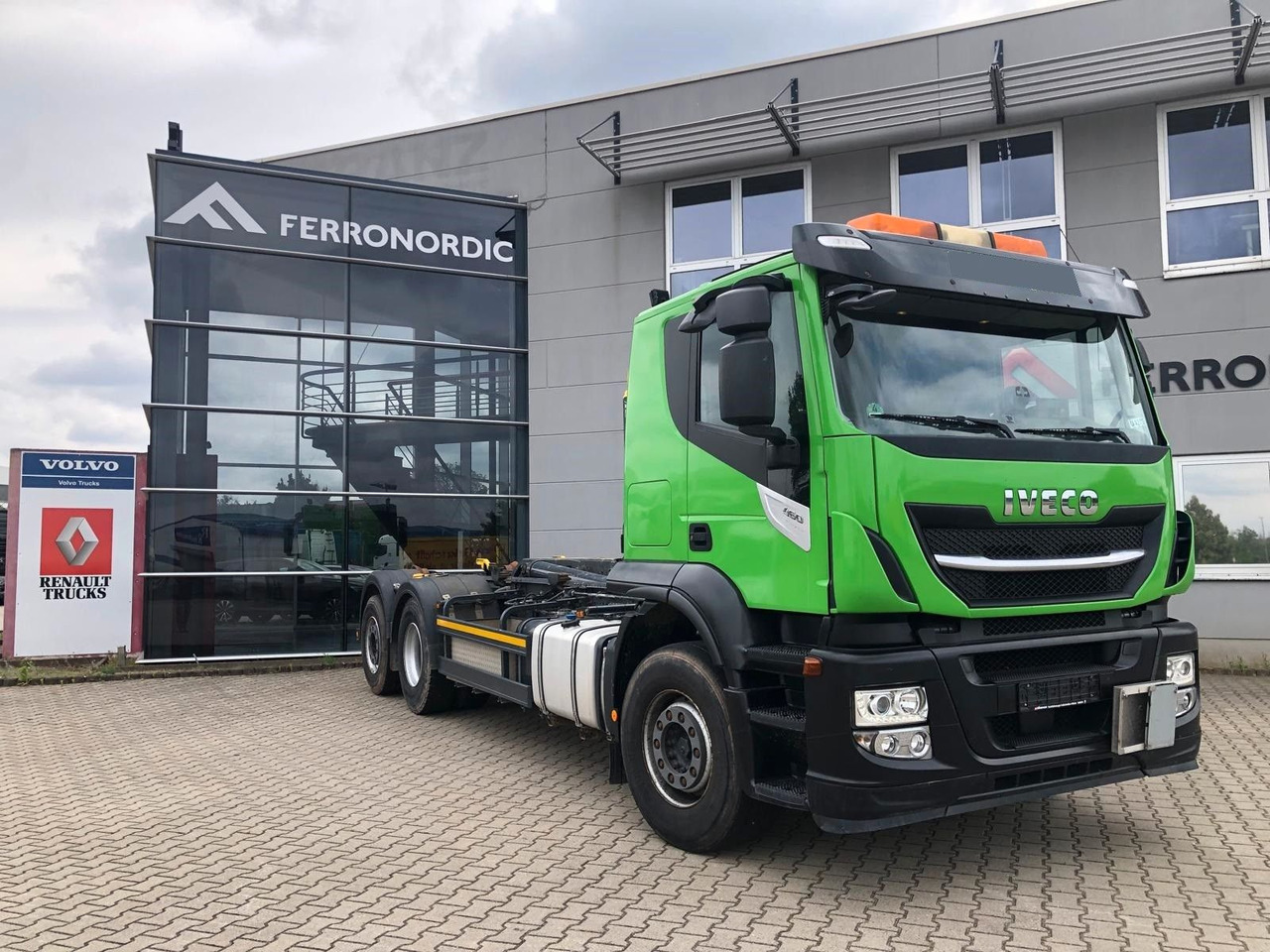 Iveco Stralis 460 AHK*Lenk/Lift-Achse*Meiller - Horgos rakodó teherautó: 1 kép. Iveco Stralis 460 AHK*Lenk/Lift-Achse*Meiller - Horgos rakodó teherautó: 1 kép.