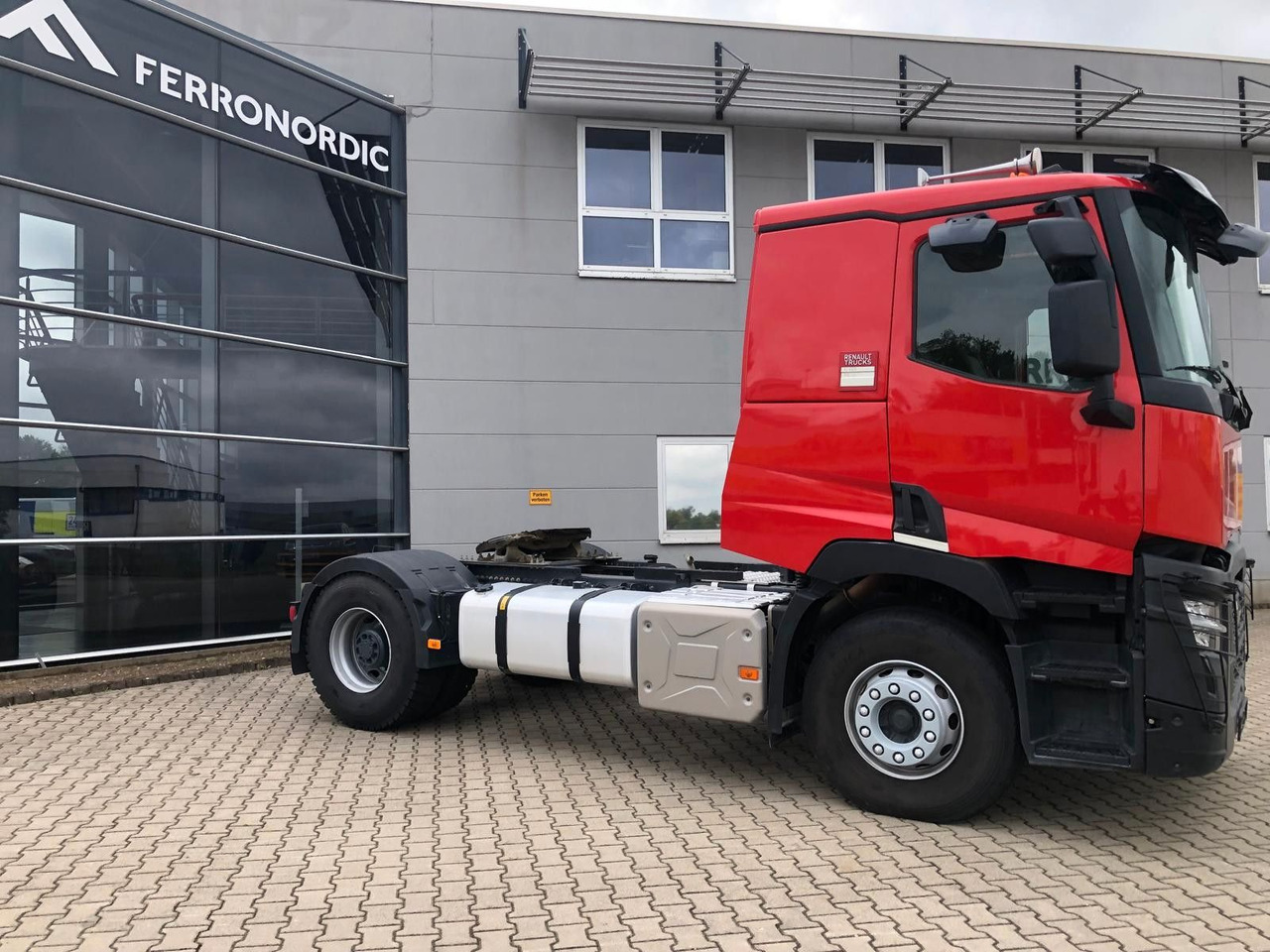 Renault C480 Evo Kipphydraulik*AP Achsen*Auch Miete - Nyergesvontató: 4 kép. Renault C480 Evo Kipphydraulik*AP Achsen*Auch Miete - Nyergesvontató: 4 kép.