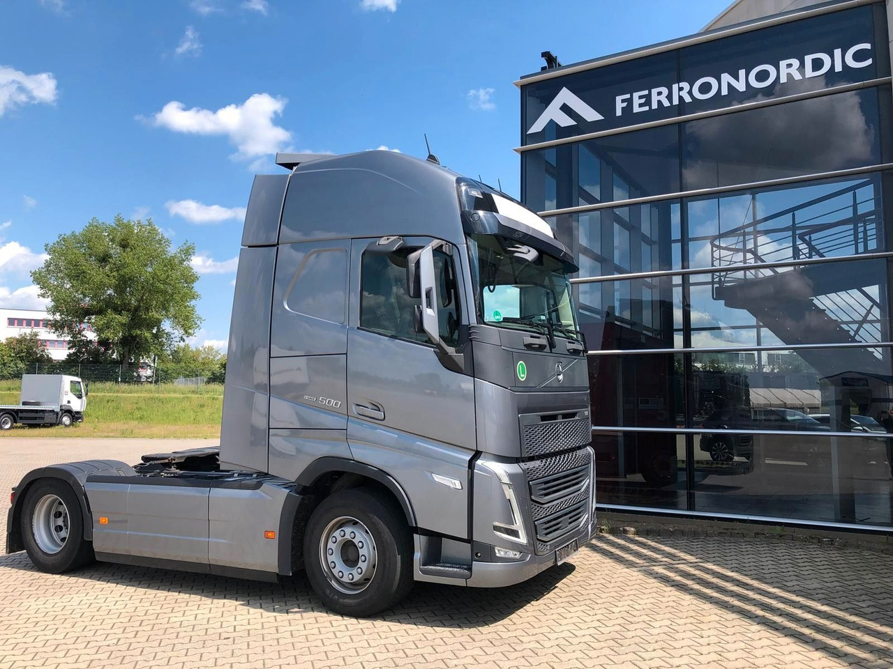 Volvo FH500 XL*TurboComp*2Tanks*Standklima*Navi*VDS - Nyergesvontató: 3 kép. Volvo FH500 XL*TurboComp*2Tanks*Standklima*Navi*VDS - Nyergesvontató: 3 kép.