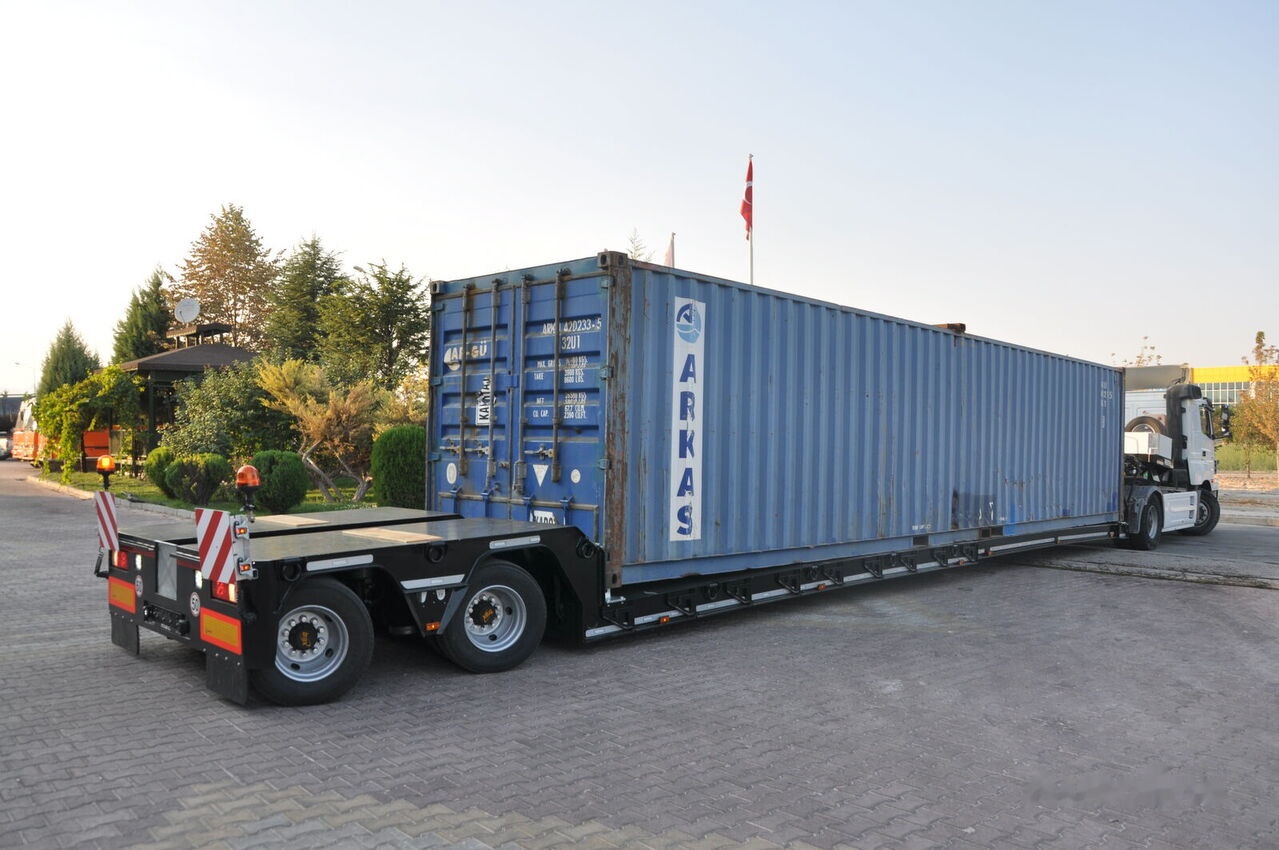 Özgül 2 AXLE LOW LOADER SEMI TRAILER - Félpótkocsi mélybölcsős: 4 kép. Özgül 2 AXLE LOW LOADER SEMI TRAILER - Félpótkocsi mélybölcsős: 4 kép.